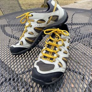 Merrill Manistee Ash/Yellow Men’s Hiking shoes